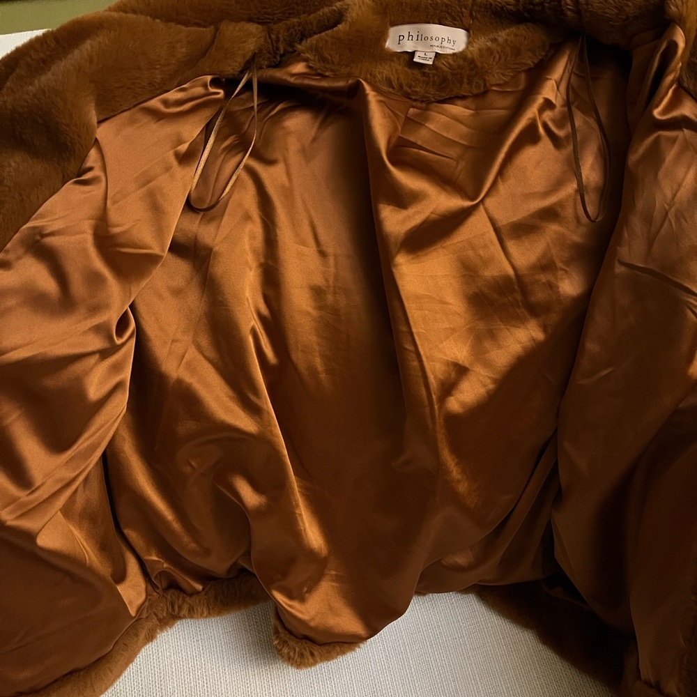 Luxurious Brown Faux Fur Coat - Picture 2 of 3